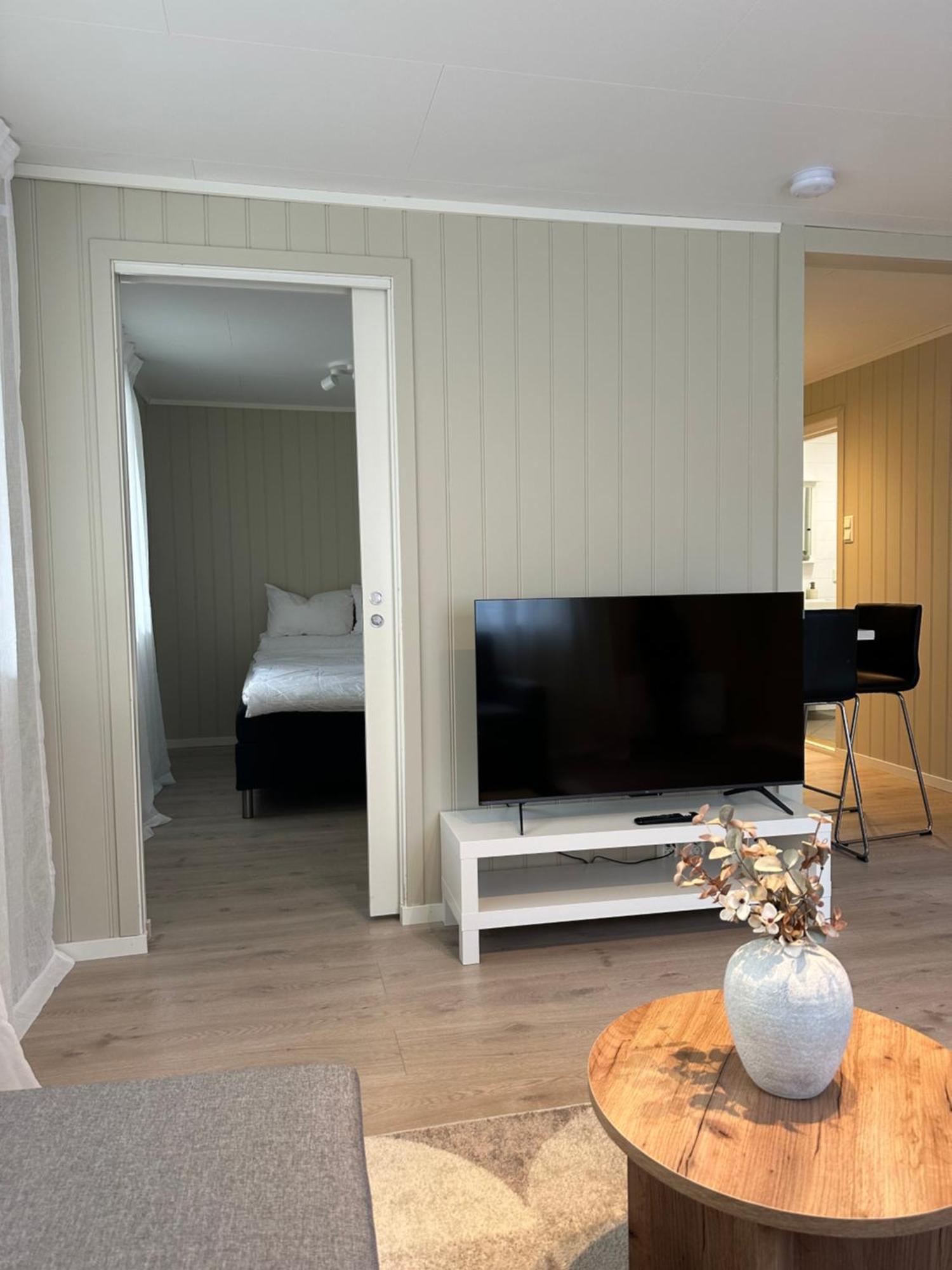 Lys Rent Og Trivelig Hybelleilighet Kristiansand Exterior foto
